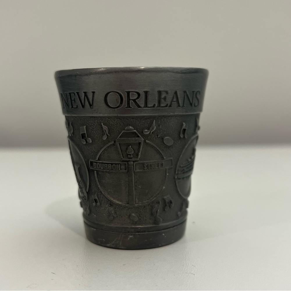 Superb Pewter New Orleans Souvenir Display Shot Glass Bourbon Street